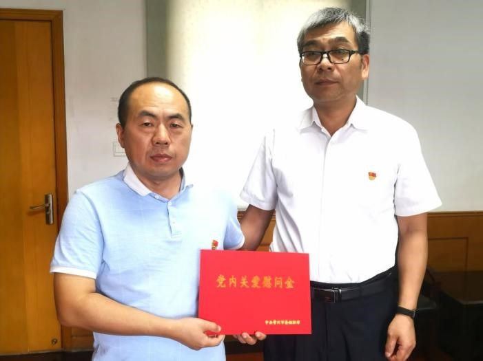 黨建引領傳溫情 節前慰問暖人心